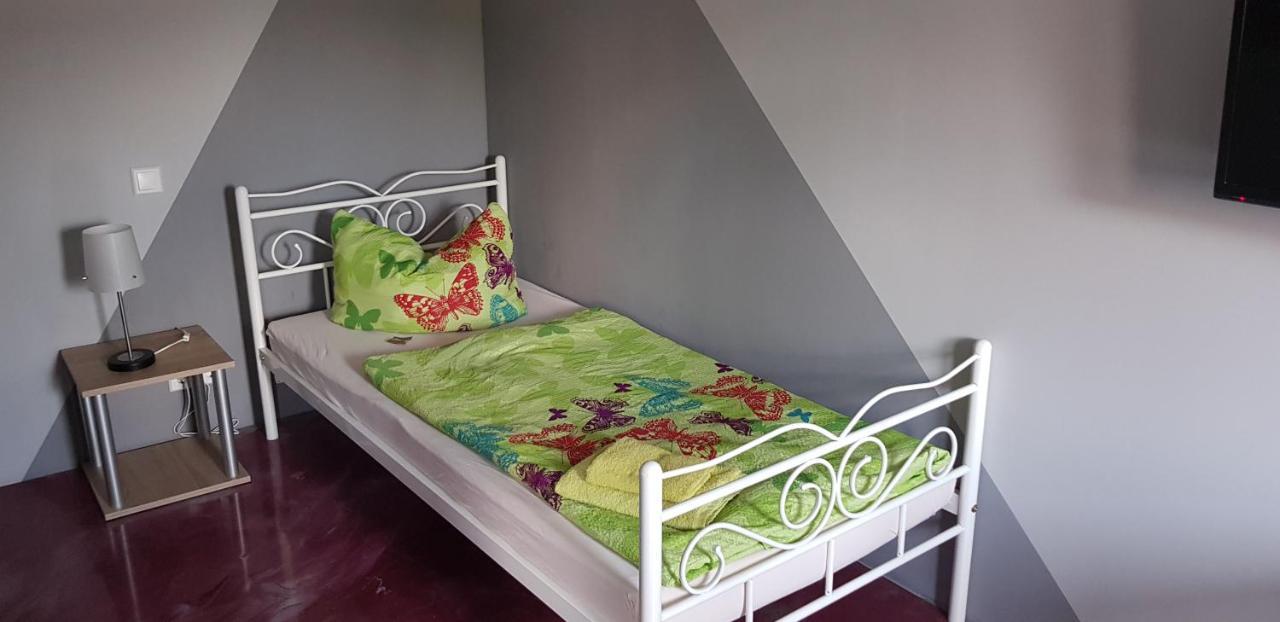Bed And Breakfast Zeulenroda Экстерьер фото
